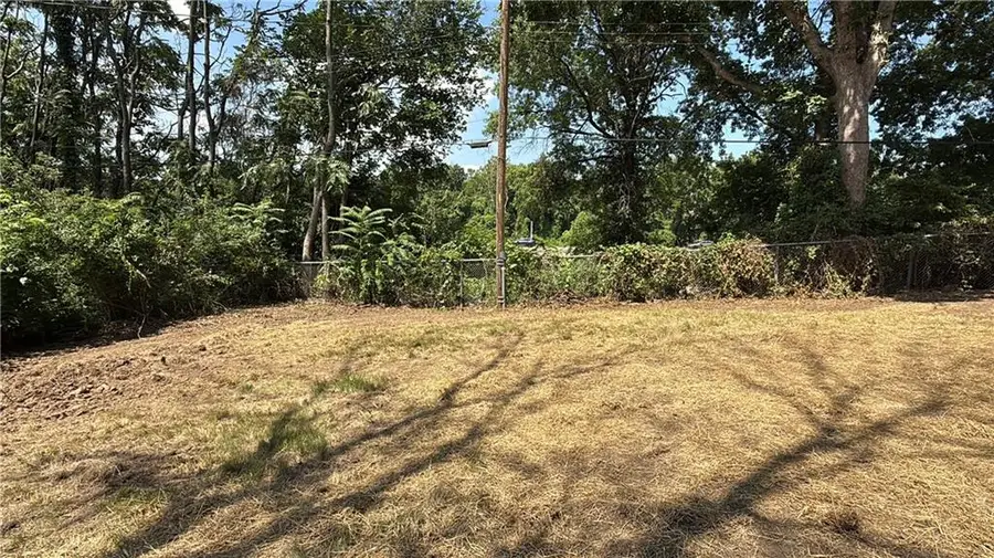 3638 N Woodland Avenue, Kansas City, MO 64116 - Image #2