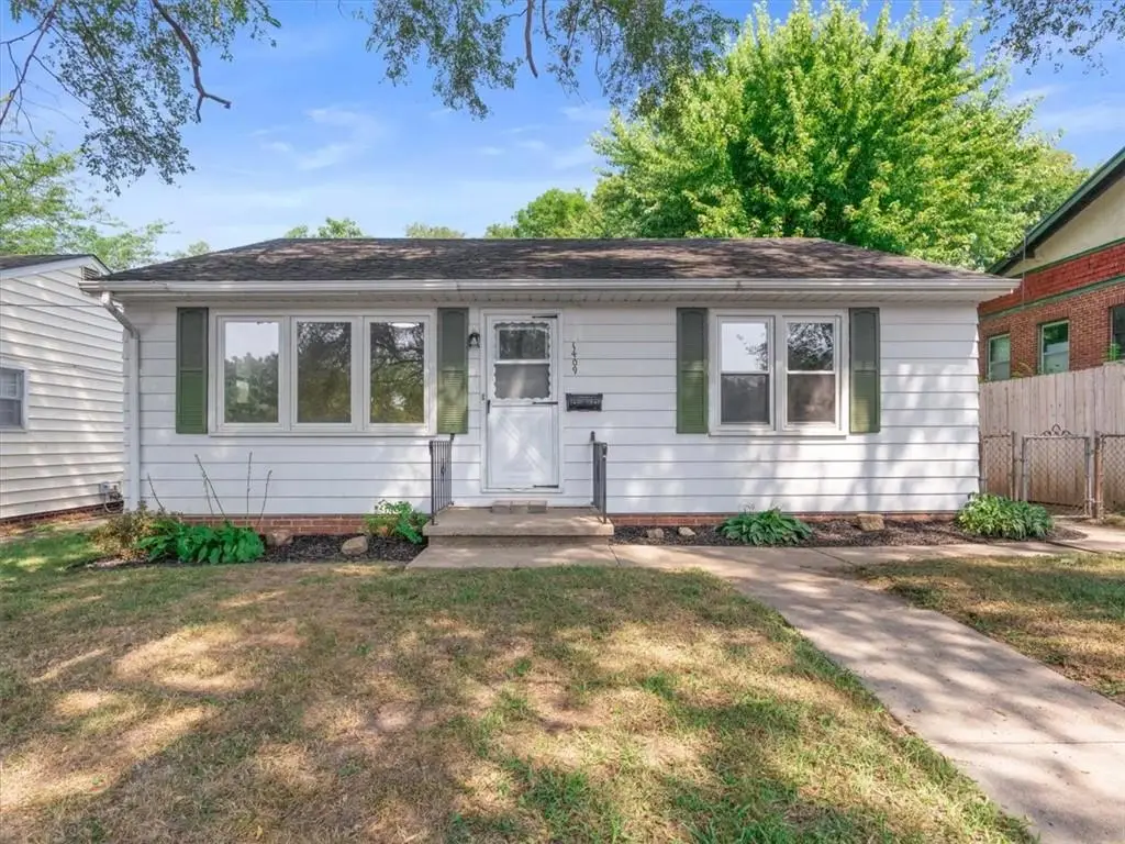 1409 Pacific Street, Saint Joseph, MO 64503 - Image #1