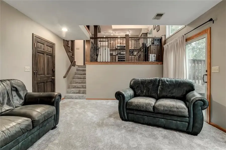 28465 W 85th Terrace, De Soto, KS 66018 - Image #3