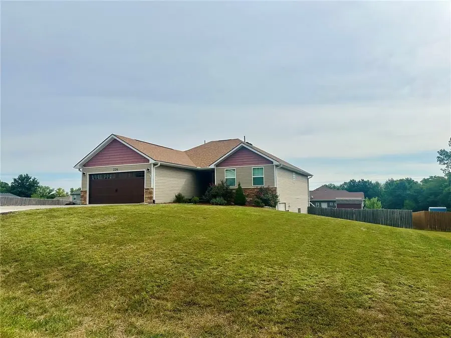 229 SE 141 St Road, Warrensburg, MO 64093 - Image #2