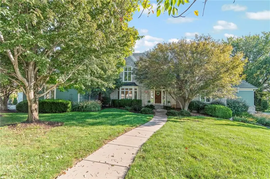 20914 W 96th Terrace, Lenexa, KS 66220 - Image #2