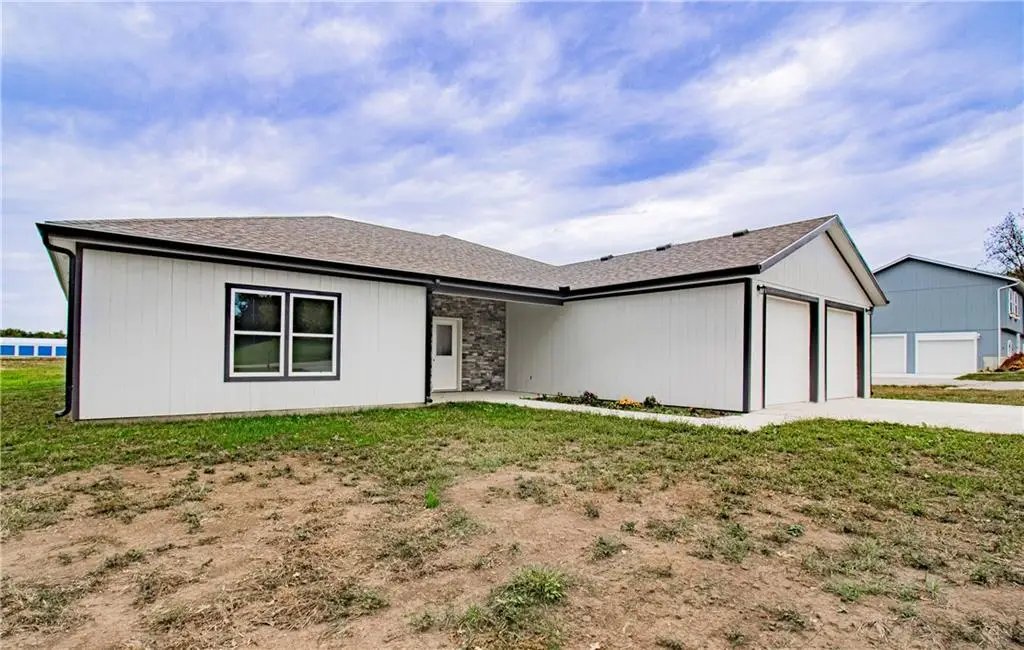 125 NW 171 Road, Warrensburg, MO 64093 - Image #1