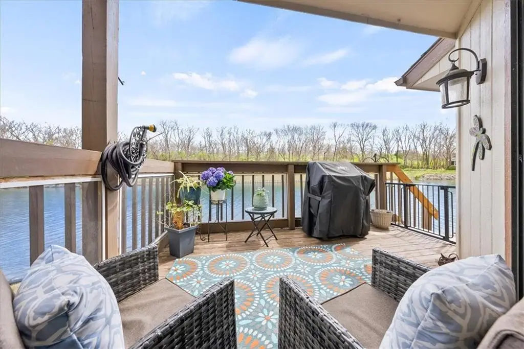 12225 Charlotte Street, Kansas City, MO 64146 - Image #1