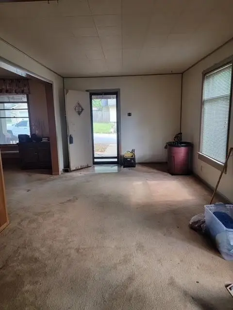 703 N 12th Street, Leavenworth, KS 66048 - Image #2