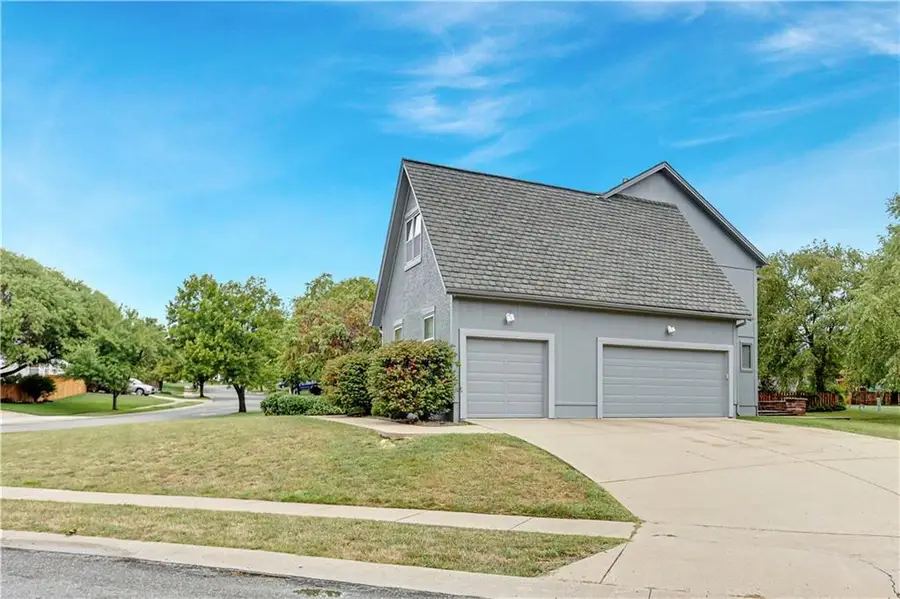 13163 Kessler Street, Overland Park, KS 66213 - Image #3