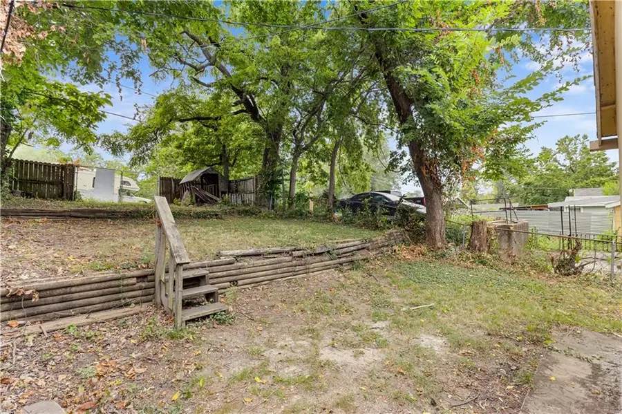 2936 Jackson Avenue, Kansas City, MO 64128 - Image #2