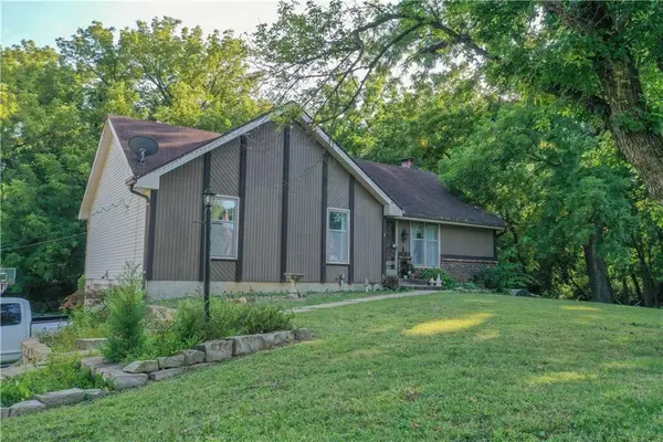 1611 Kiowa Street, Leavenworth, KS 66048
