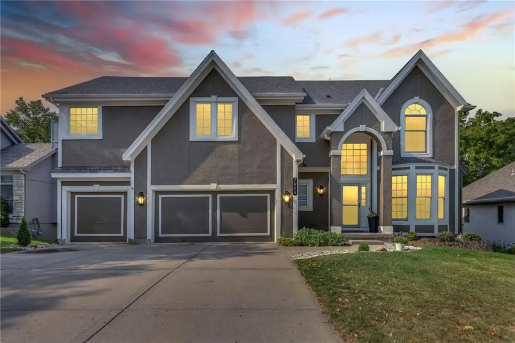 7904 NW Waukomis Drive, Kansas City, MO 64151 - Image #1