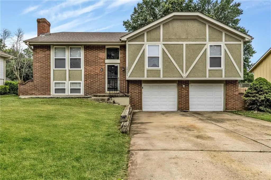 19201 E 13th Terrace, Independence, MO 64056 - Image #1
