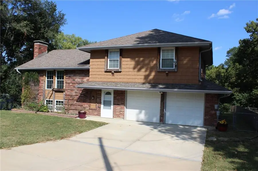 7539 Westridge Road, Raytown, MO 64138 - Image #3