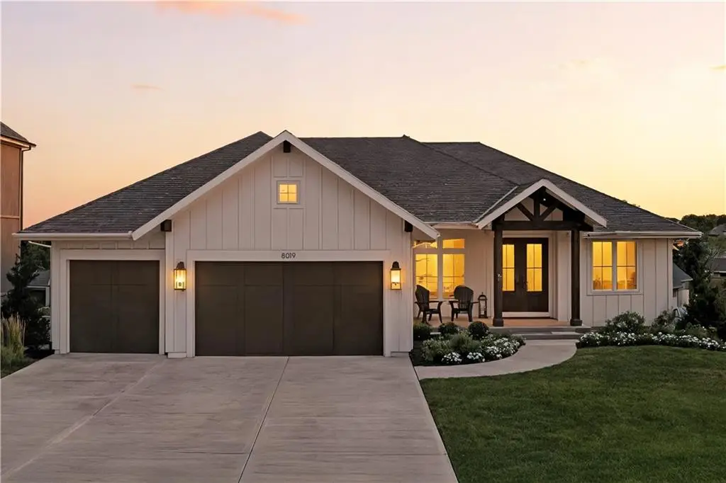 8019 Brockway Street, Shawnee, KS 66220 - Image #1