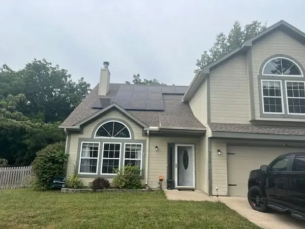 212 S Huntsman Boulevard, Raymore, MO 64083