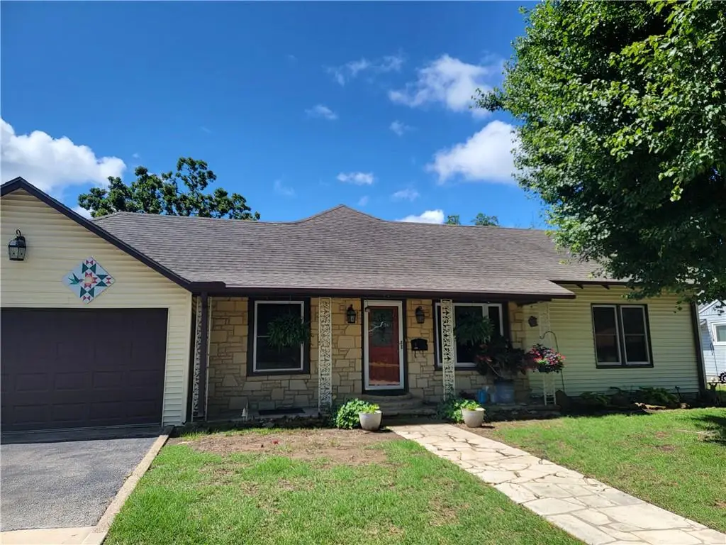 407 W Walnut Street, Sedan, KS 67361 - Image #1