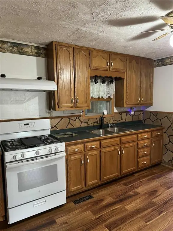 3352 NE 400 Highway, Weir, KS 66781 - Image #3