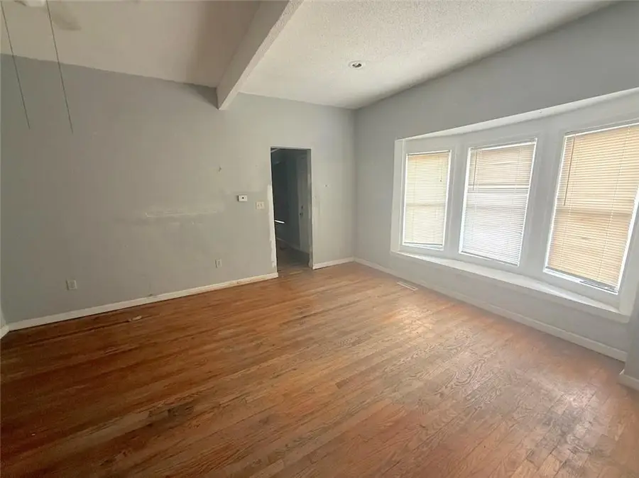 2451 Chelsea Avenue, Kansas City, MO 64127 - Image #3