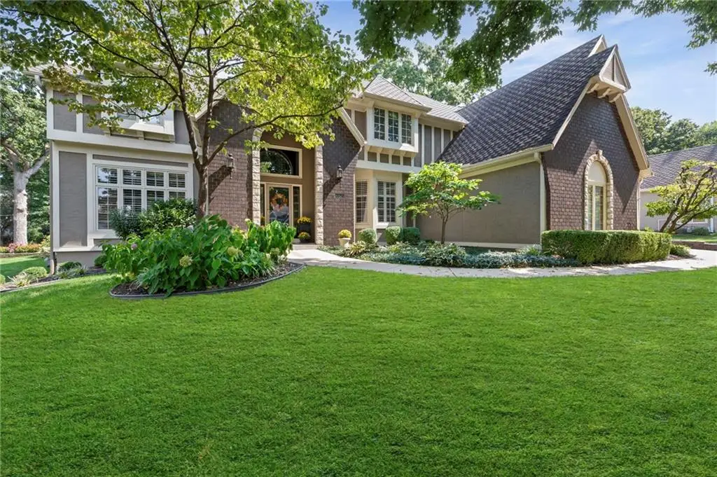 13829 Hemlock Street, Overland Park, KS 66223 - Image #1