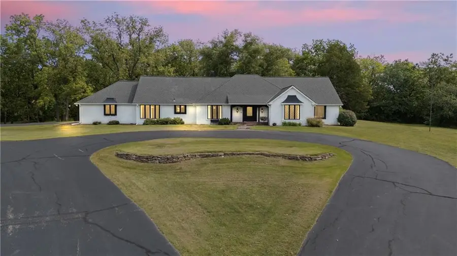 1901 River Ridge Road, Saint Joseph, MO 64507 - Image #2