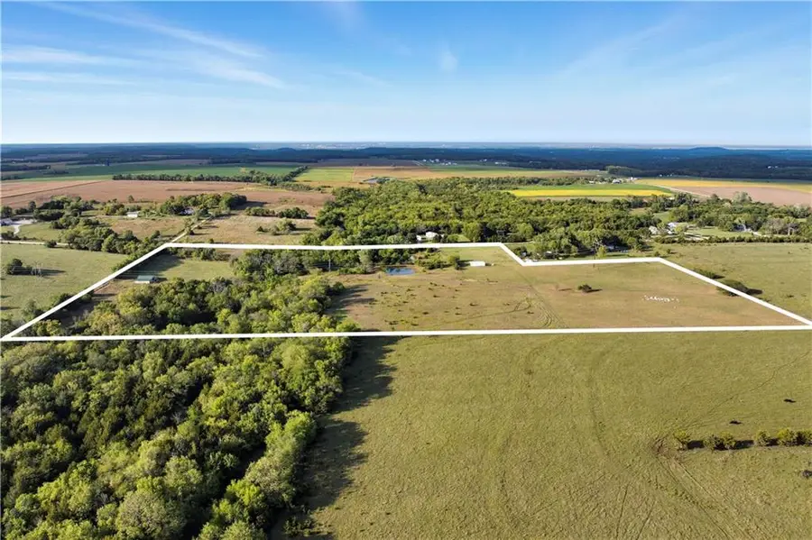 1369 N 550th Road, Baldwin City, KS 66006 - Image #3