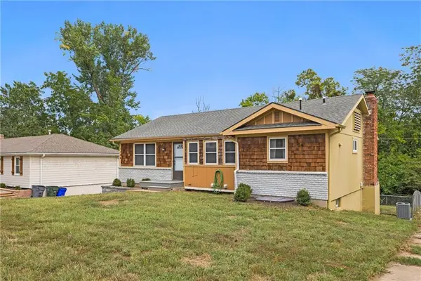 1124 Curtis Street, Olathe, KS 66061