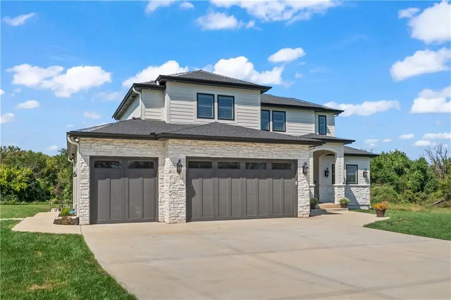 29100 S Van Meter Road, Freeman, MO 64746 - Image #2