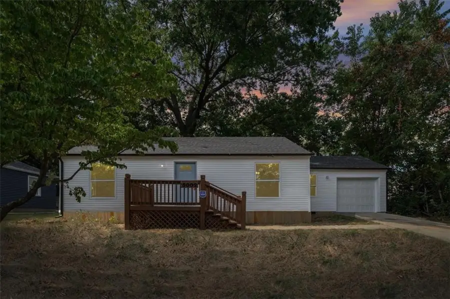 5002 Skiles Avenue, Kansas City, MO 64129 - Image #2