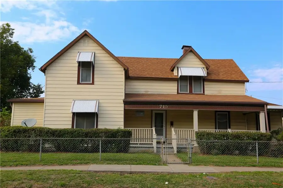 715 W Valley Street, Saint Joseph, MO 64504 - Image #2