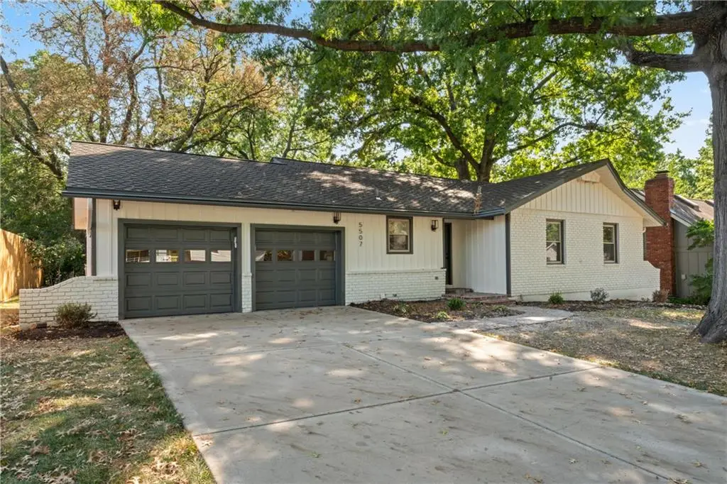 5507 W 98th Terrace, Overland Park, KS 66207 - Image #1
