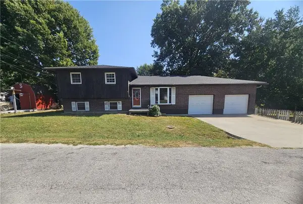 102 S Feaster Street, Windsor, MO 65360