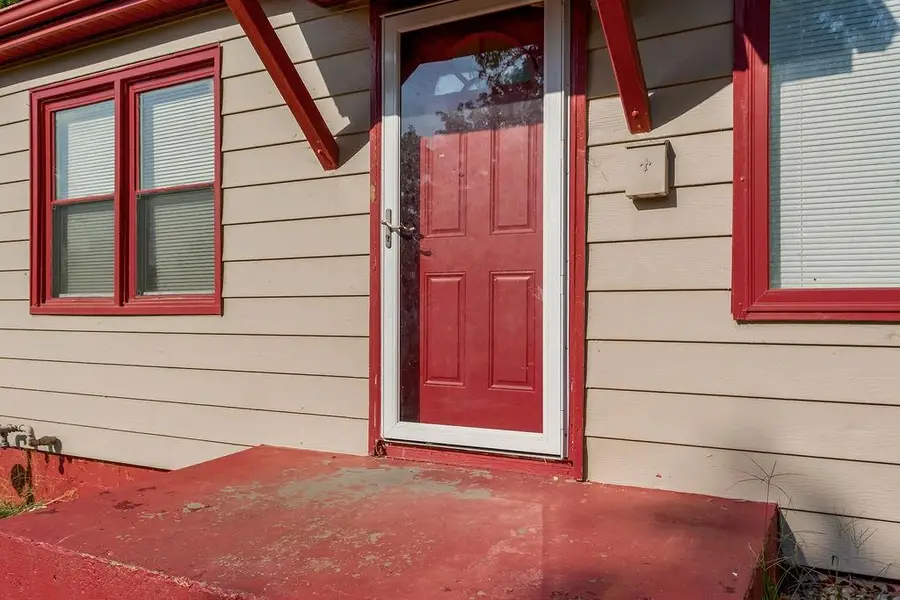 8012 Garfield Avenue, Kansas City, MO 64132 - Image #2