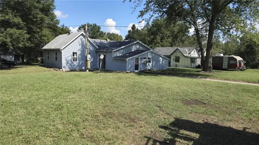 306 E 5th Street, Colony, KS 66015 - Image #2