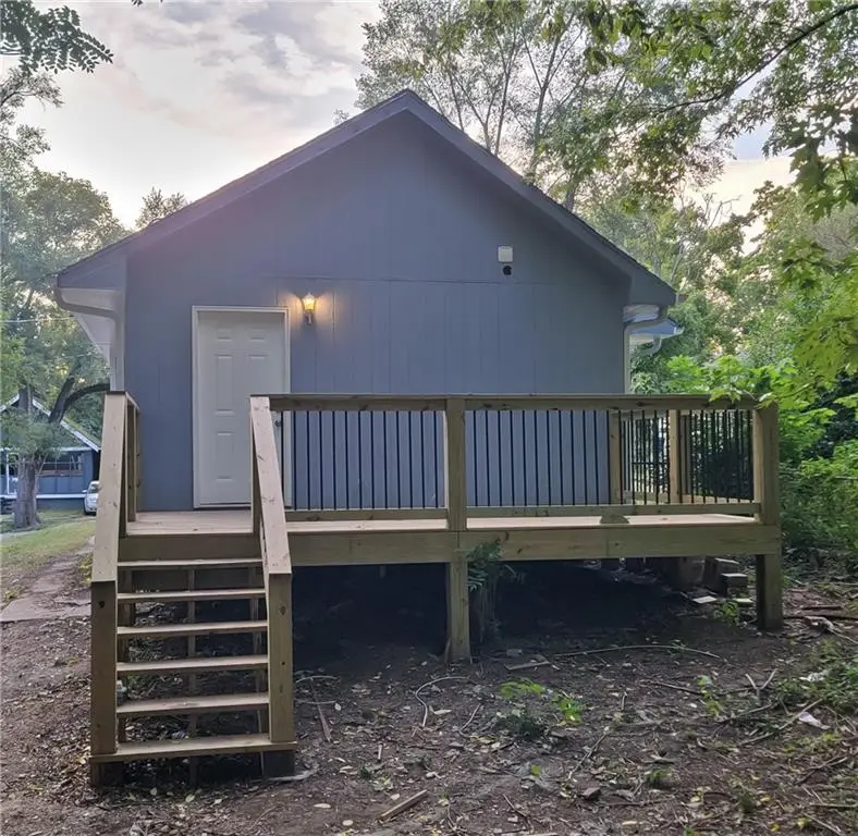 6721 S Benton Avenue, Kansas City, MO 64132 - Image #2