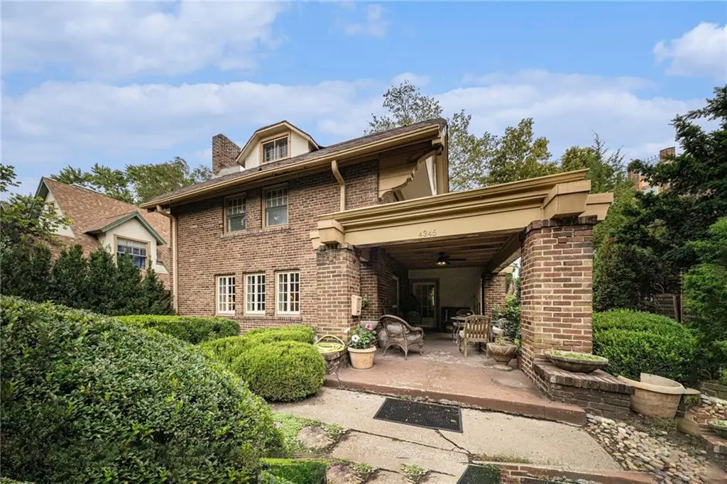 4345 Locust Street, Kansas City, MO 64110 - Image #1