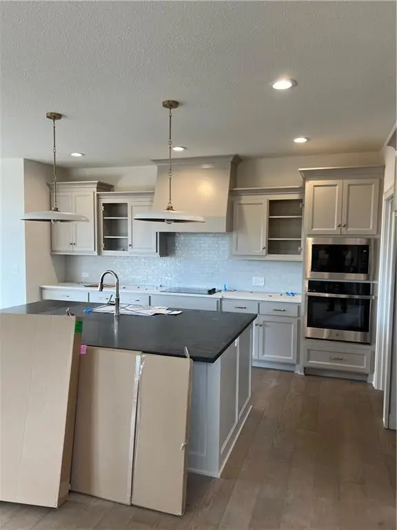 17800 Rainbow Boulevard, Overland Park, KS 66085 - Image #1