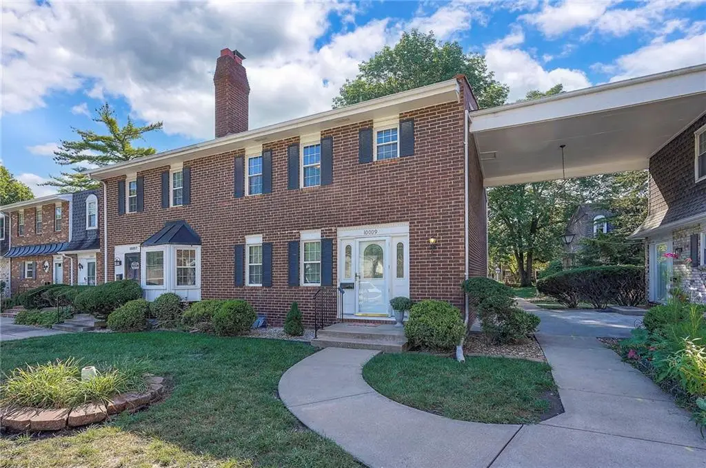 10009 W 95th Street, Overland Park, KS 66212 - #1