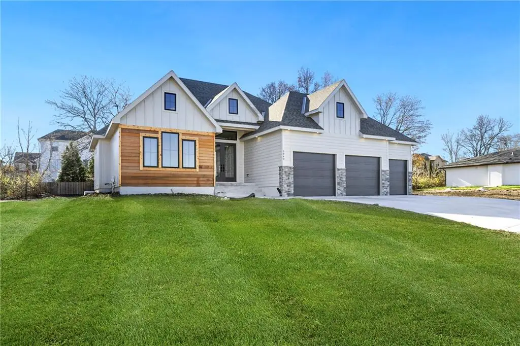 3940 SW Flintrock Drive, Lees Summit, MO 64082 - Image #1