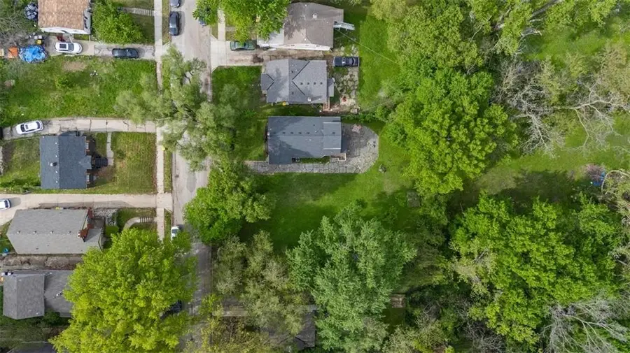 6129 Tracy Avenue, Kansas City, MO 64110 - Image #2