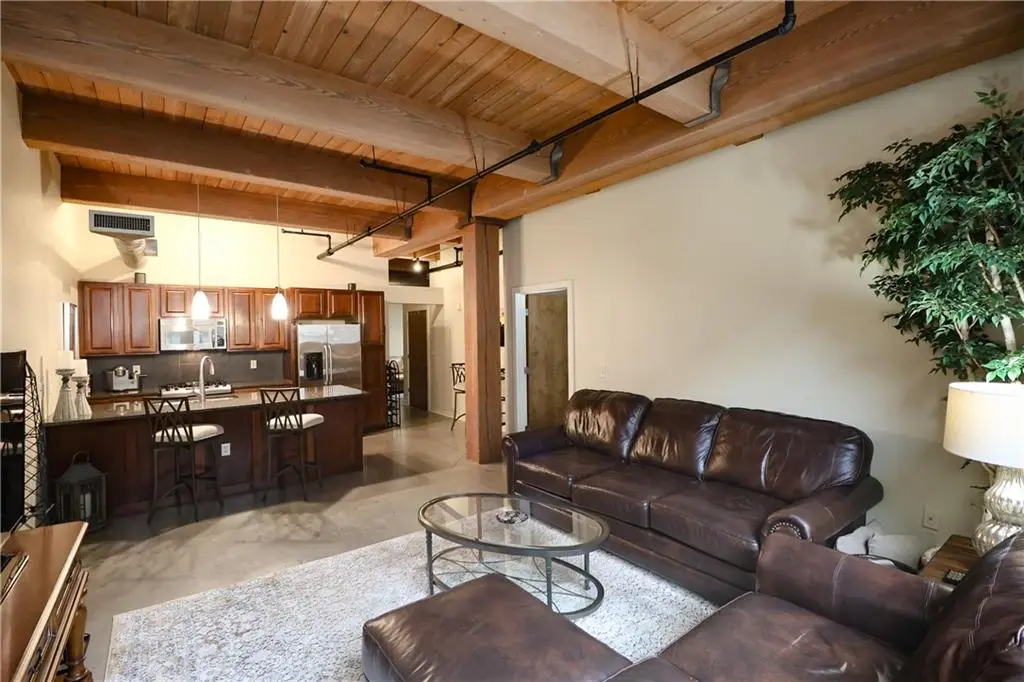 712 Broadway Boulevard #503, Kansas City, MO 64105 - Image #1