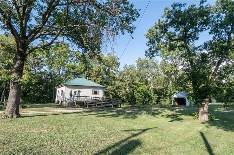 224 N 3rd Street, Neodesha, KS 66757 - Image #2