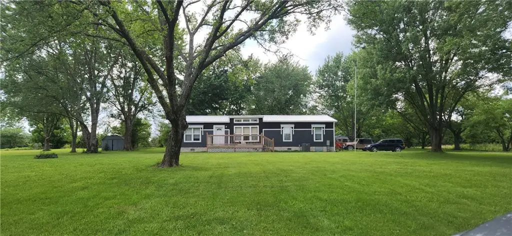 29290 Oxford Road, Louisburg, KS 66053 - Image #1