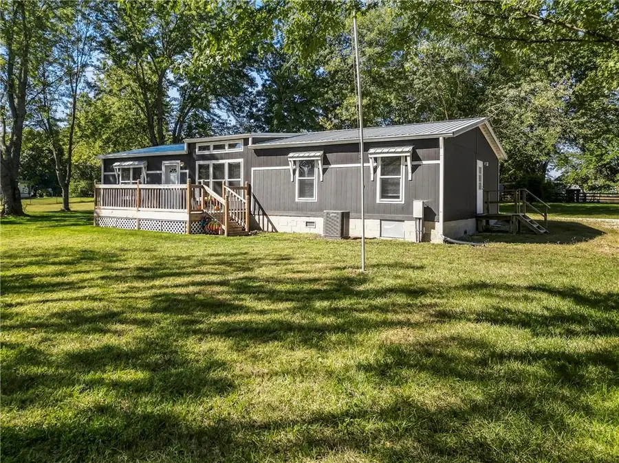 29290 Oxford Road, Louisburg, KS 66053 - Image #3