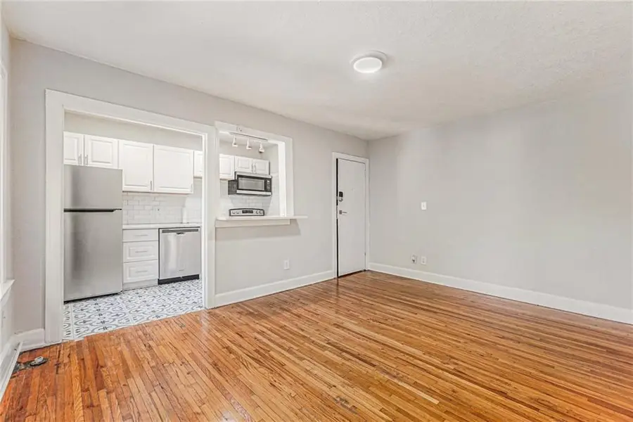 806 W 38th Street, Kansas City, MO 64111 - Image #2