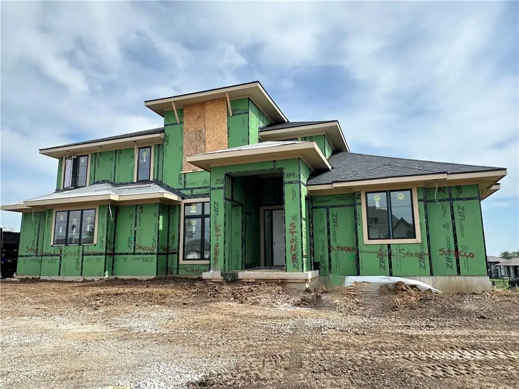 17325 Larsen Street W, Overland Park, KS 66221 - Image #1