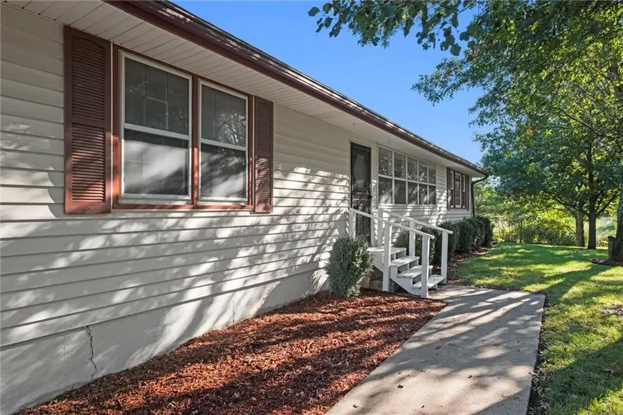 24908 E 199th Street, Pleasant Hill, MO 64080 - Image #2