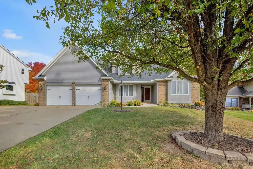 403 N Leonard Road, Saint Joseph, MO 64506 - Image #1