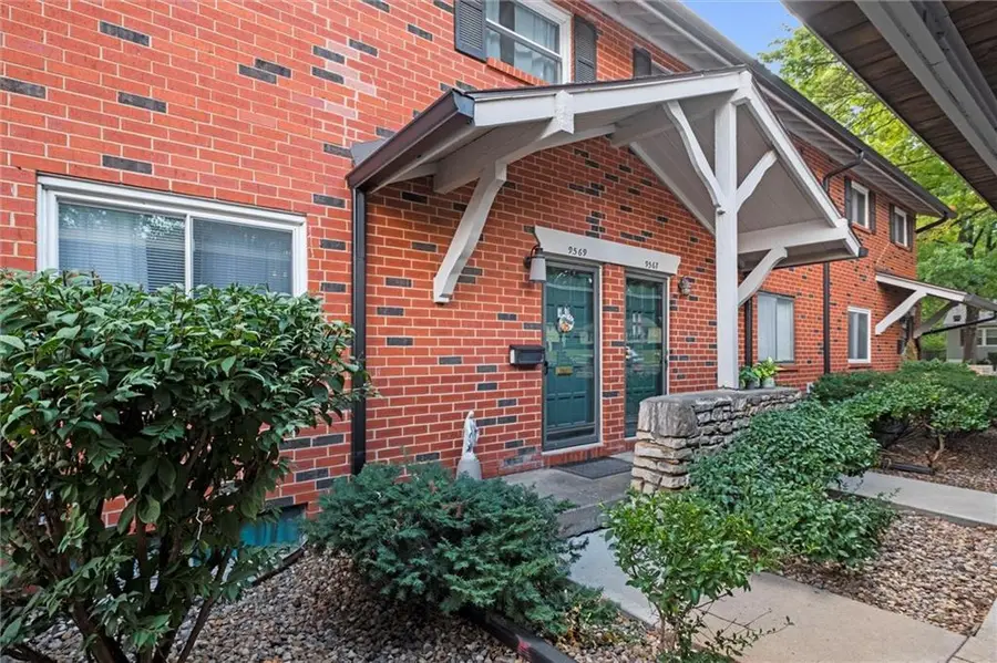 9569 Outlook Drive, Overland Park, KS 66207 - #2