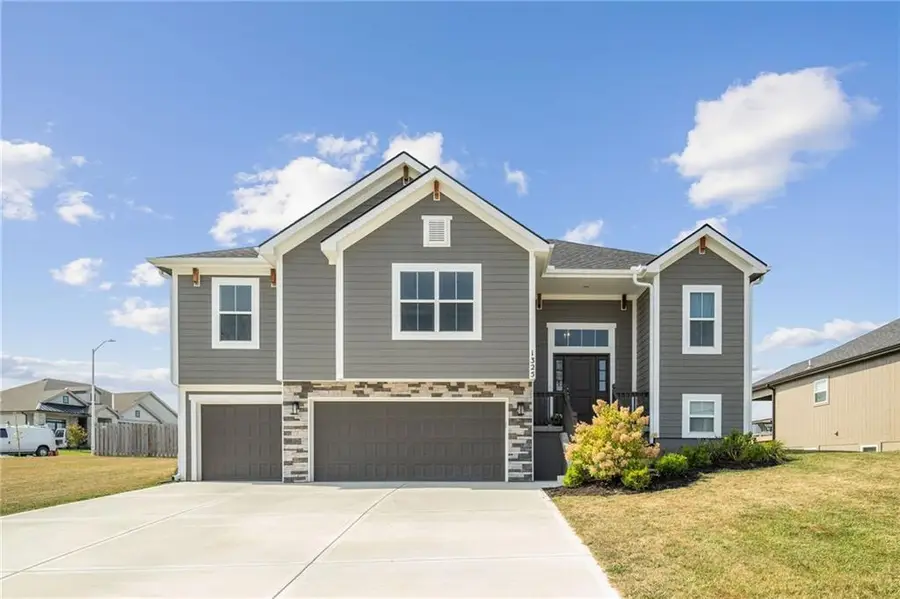 1325 NE 122nd Street, Kansas City, MO 64165 - Image #2