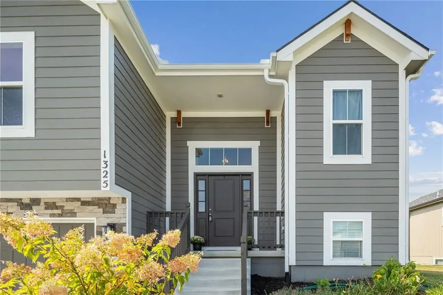 1325 NE 122nd Street, Kansas City, MO 64165 - Image #3