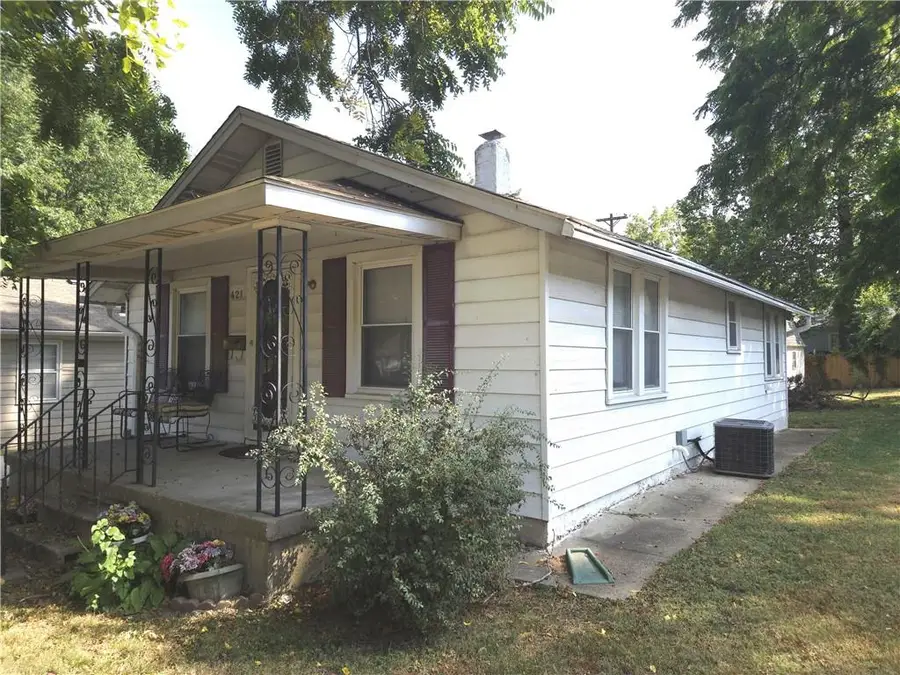 421 E Angus Street, Independence, MO 64055 - Image #2