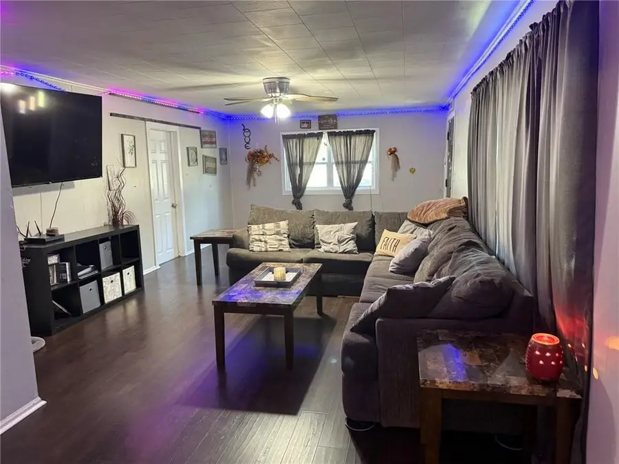 725 W 3rd Street, Pittsburg, KS 66762 - Image #3