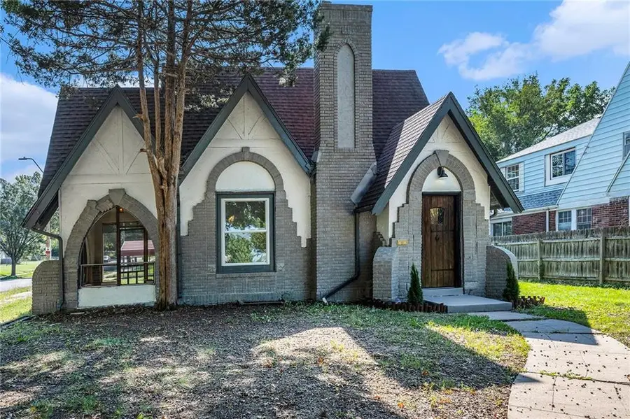 2321 E Meyer Boulevard, Kansas City, MO 64132 - Image #2